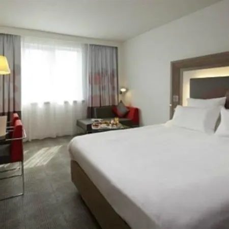 Novotel Centrum מלון ליובן